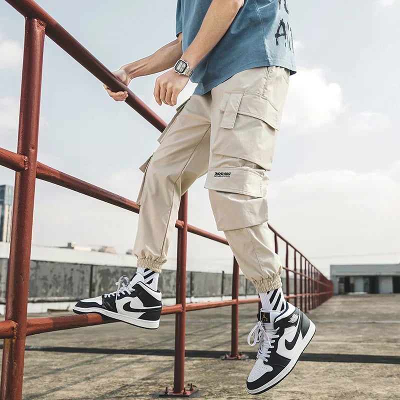 Alwanova Oversized Black Cargo Joggers